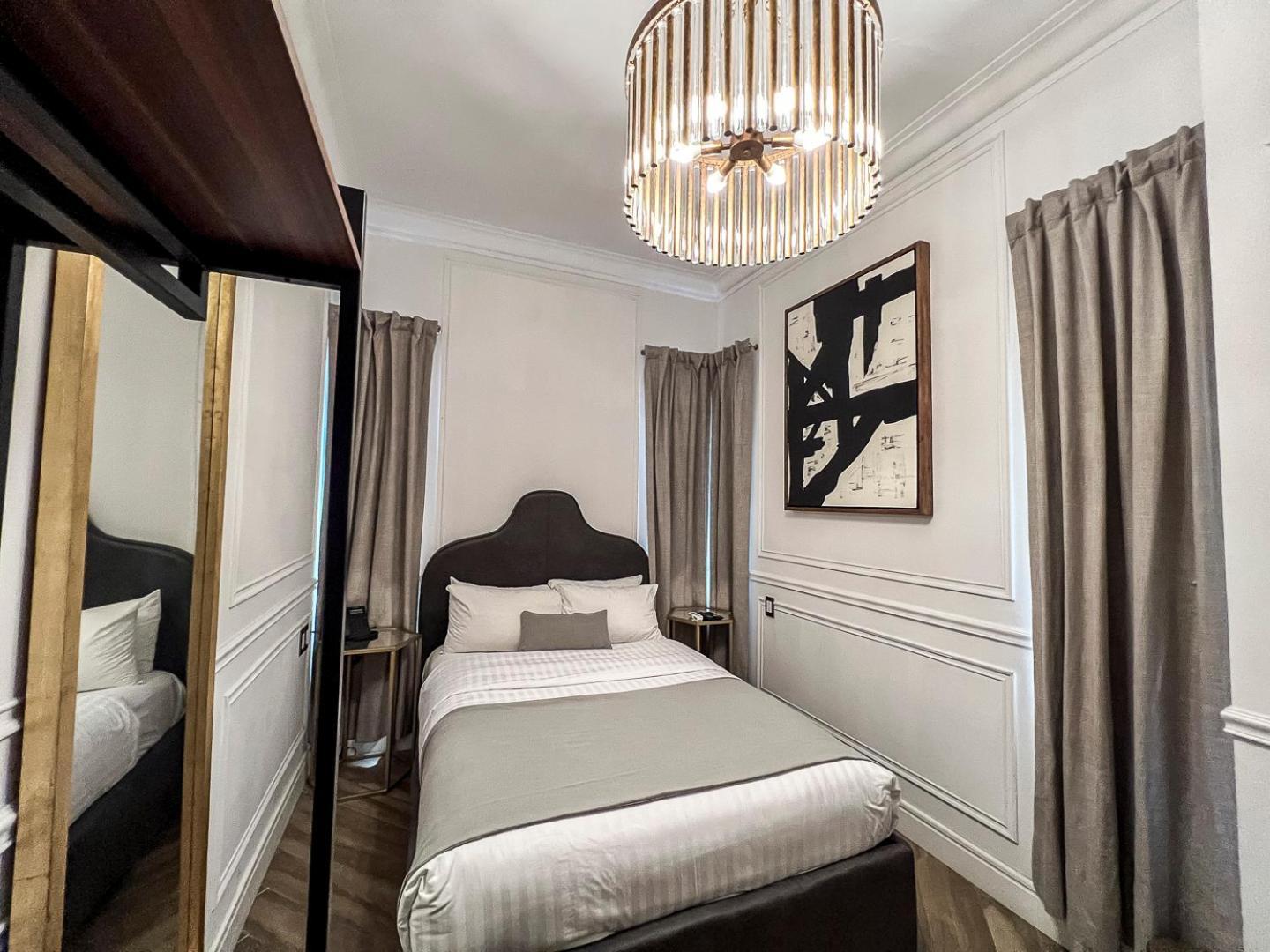 Hotel Mansion E Borbon León Dış mekan fotoğraf